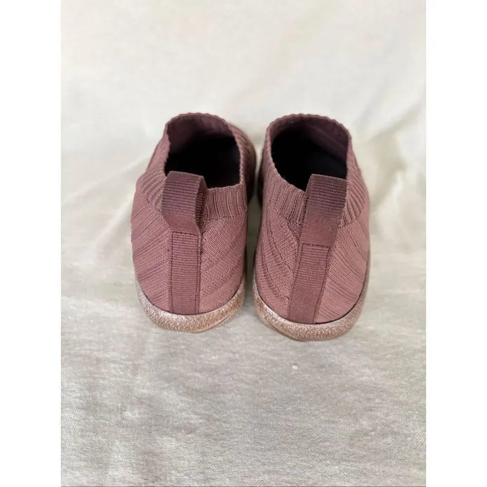 NAOT Okahu Slip-on Comfort Shoe in Blush 38/7.5 Gorpcore Podiatrist Approved